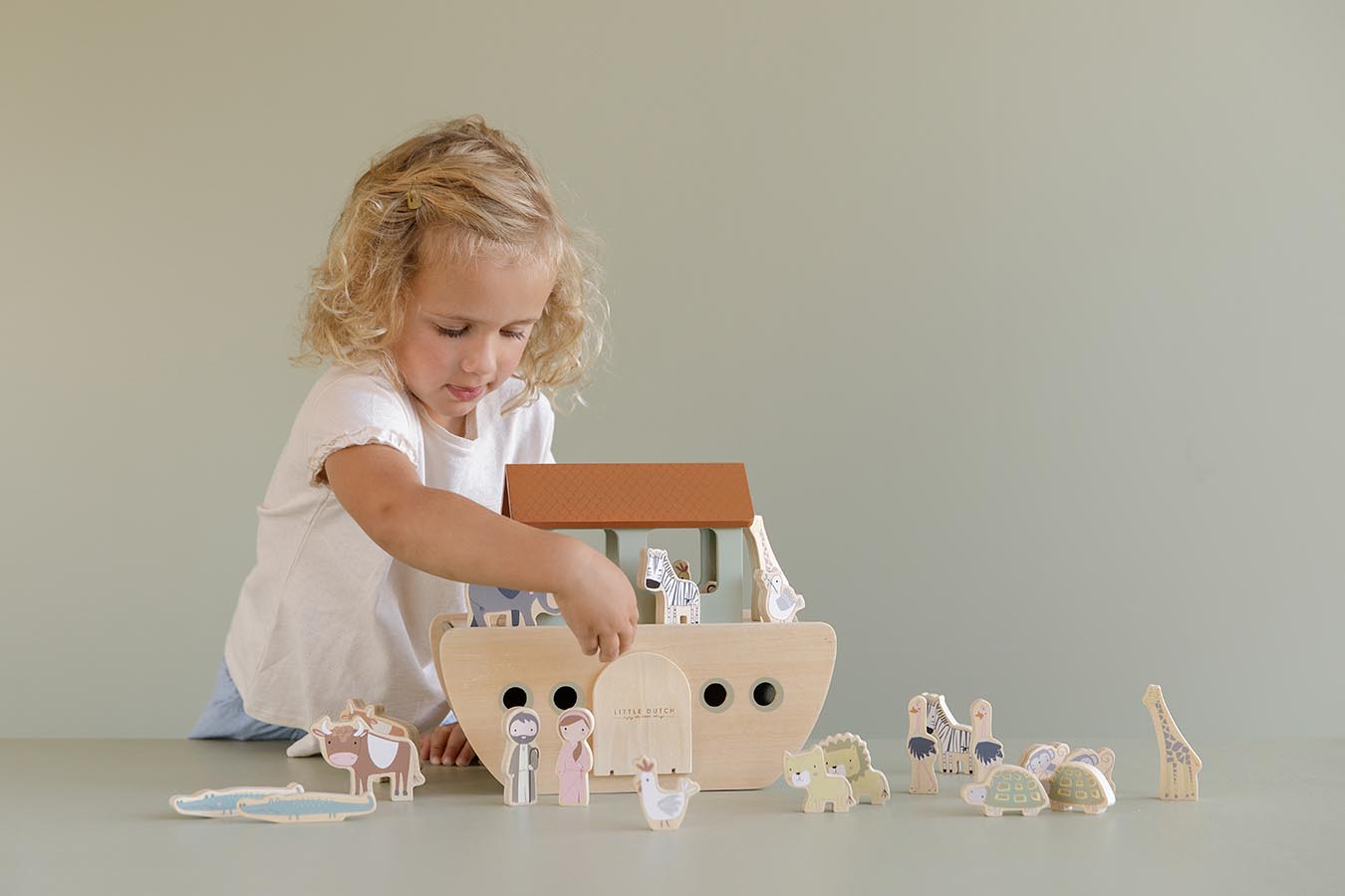 LD7050 – Noah’s Ark (7) copy